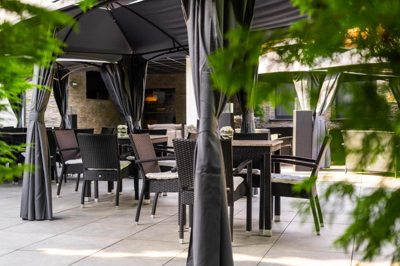 Club Hotel Pegasus Tiszaug Exterior foto